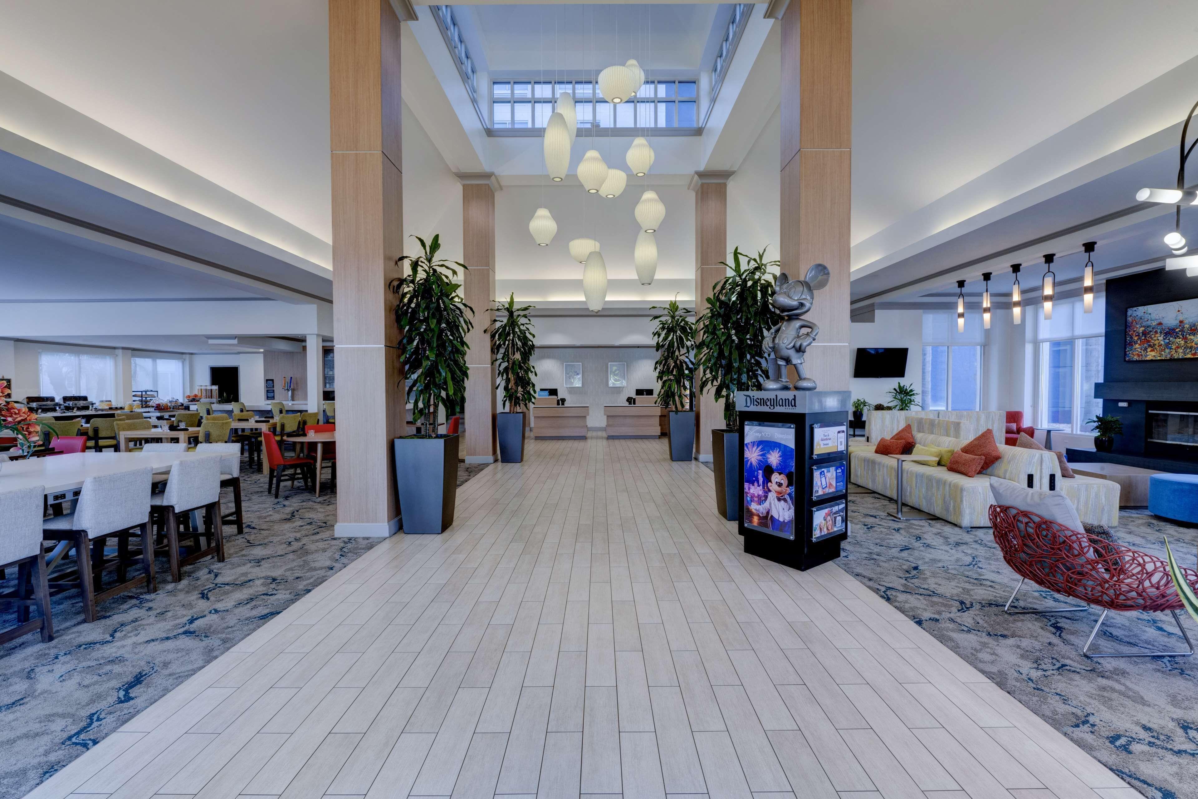 Hilton Garden Anaheim/garden Grove 3*