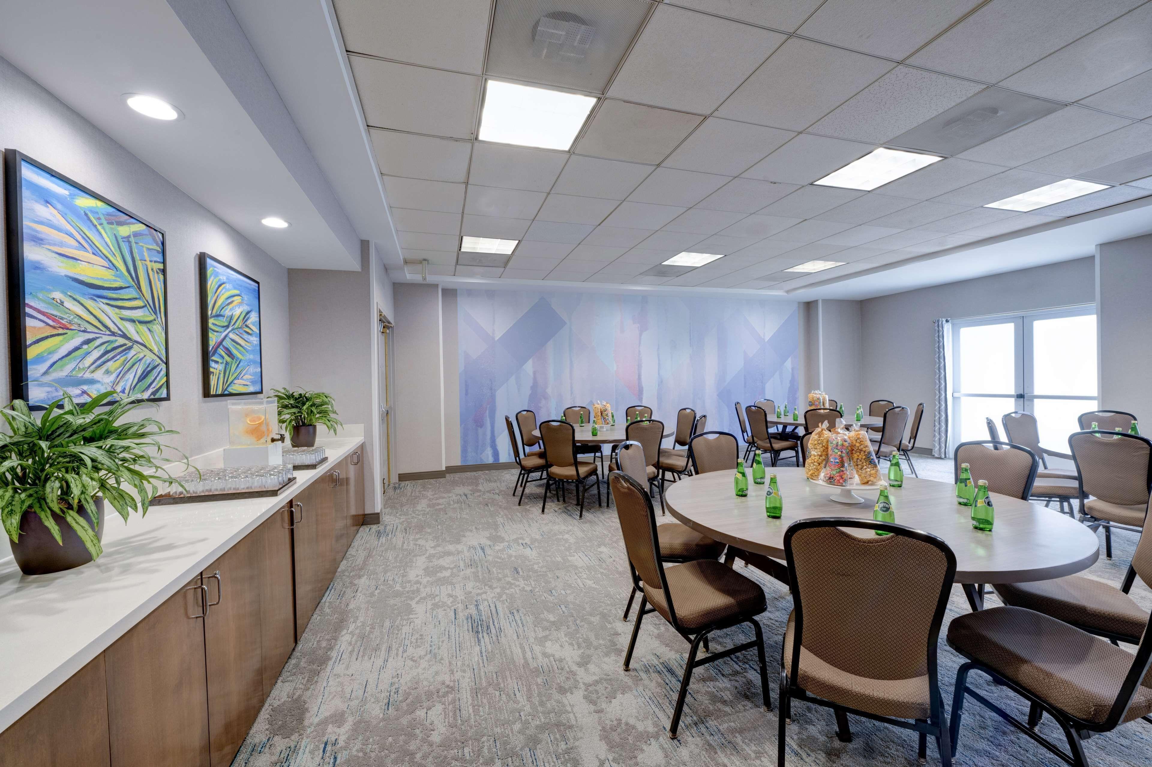 Hilton Garden Anaheim/garden Grove Hotel