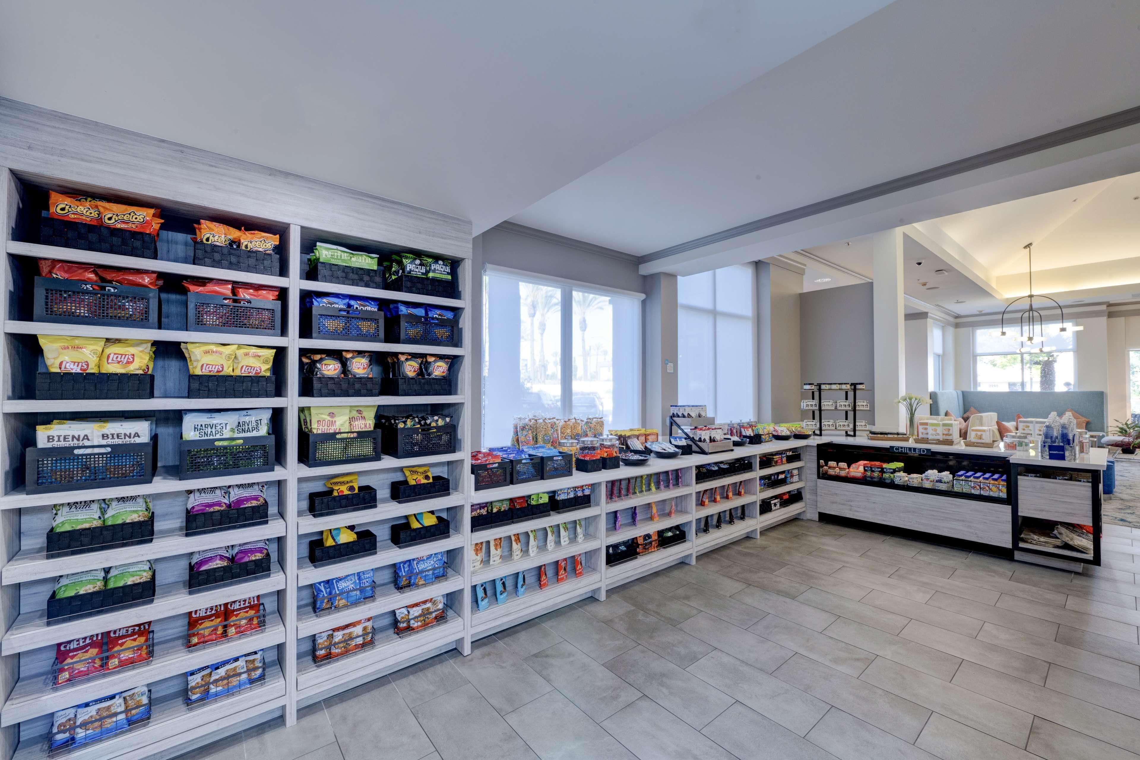 Hotel Hilton Garden Anaheim/garden Grove 3*